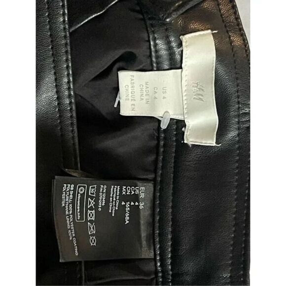SK1 H&M Vegan Leather Mini Cargo Skirt Size‎ 4 - Picture 3 of 6